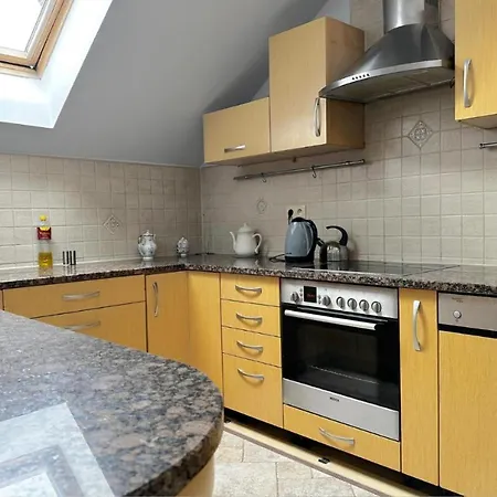 Gallery - Charming Place, 15 Minutes To Old Town & 5 Minutes To Seaside *