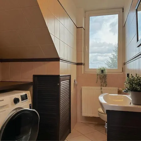 Privatunterkunft Gallery - Charming Place, 15 Minutes To Old Town & 5 Minutes To Seaside